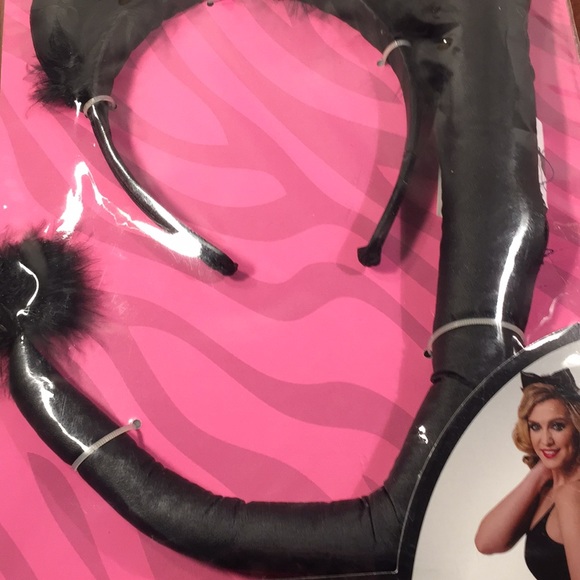 Spirits black cat set includes headband, tail. - Picture 5 of 6